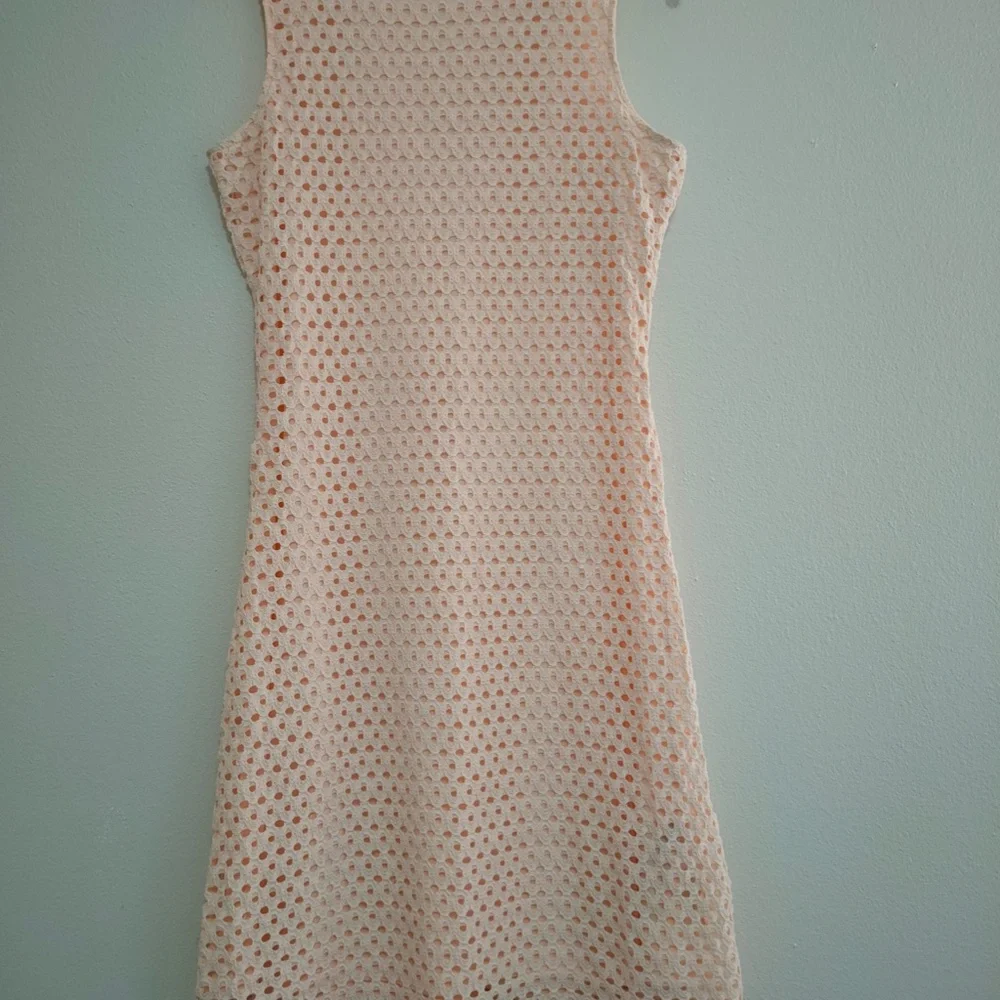 Sharagano MIDI Dress Peach OverLace Sleeveless Stretch Size 6 - Picture 3 of 7